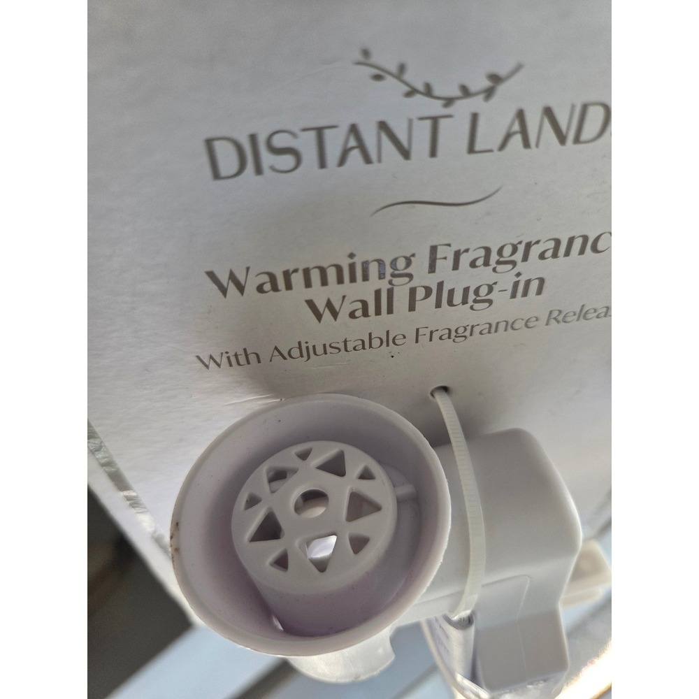 Distant Lands white Plug-In Fragance Diffuser - Picture 2 of 3